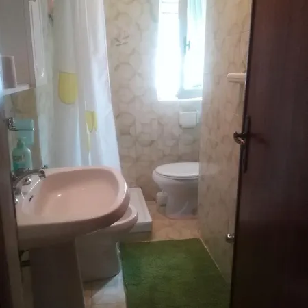 Bilocale Sul Mare Apartment *