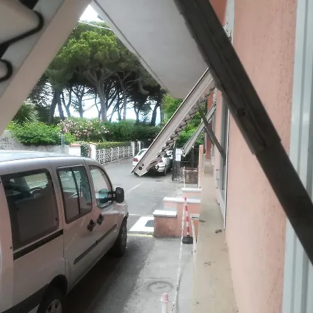 Bilocale Sul Mare Apartment Bocca di Magra